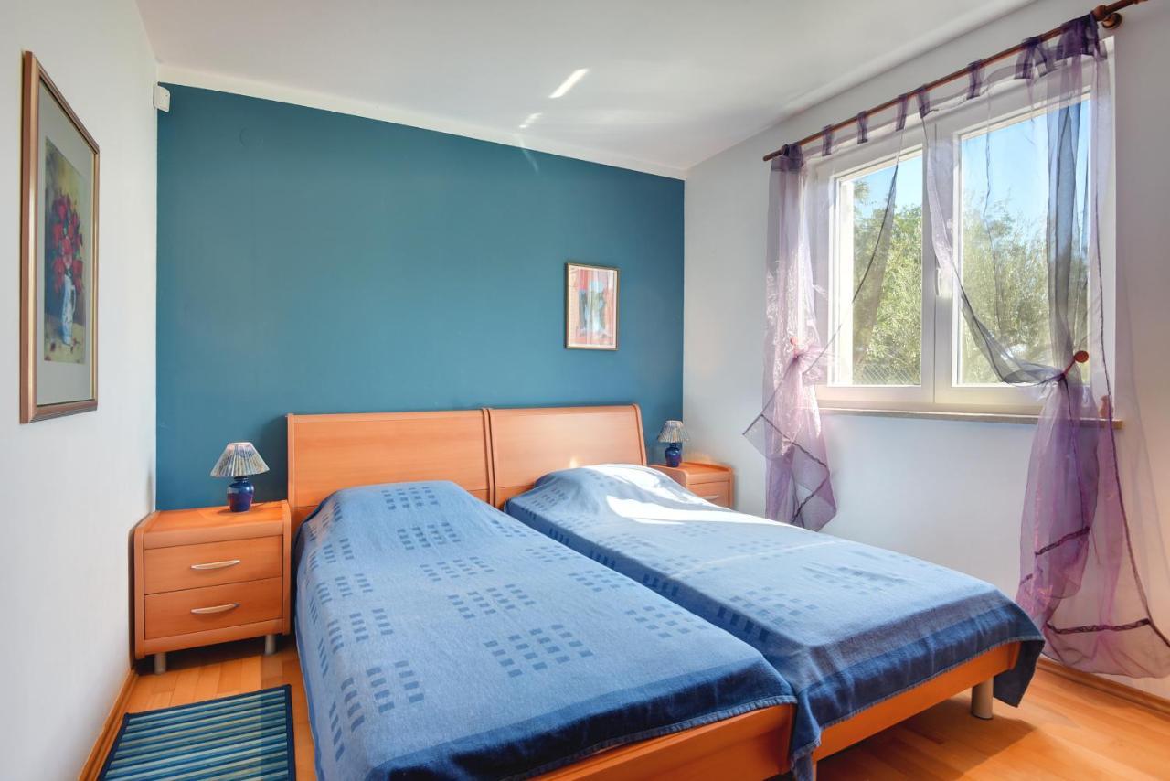 Apartments Universe Pula Ngoại thất bức ảnh