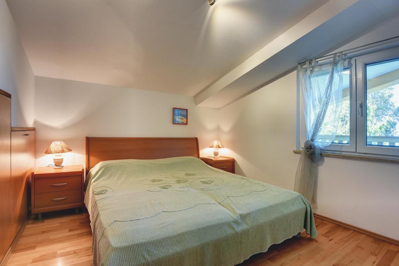 Apartments Universe Pula Ngoại thất bức ảnh